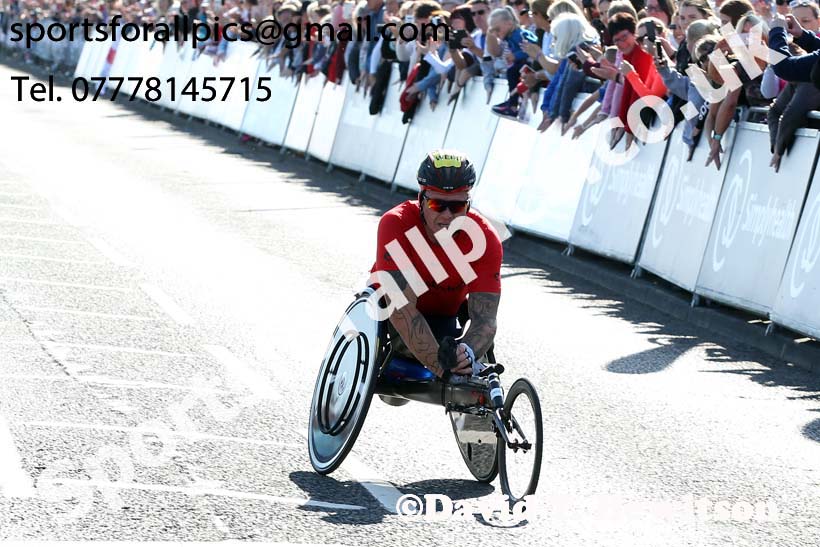 Wheelchair Simplyhealth Great North Run. Photo: David T. Hewitson/Sports for All Pics